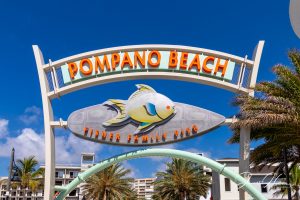 Pompano-Beach-Pier-Sign-Westbound-HDR-3